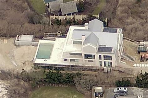 Robert Kraft's House: A Look Into His Massive $43 Million Home