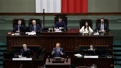 Analysis-New Polish government inherits troubled budget legacy - TODAY