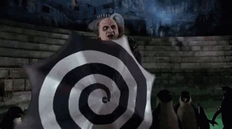 Penguin Danny Devito GIF - Penguin DannyDevito BatmanReturns - Discover & Share GIFs