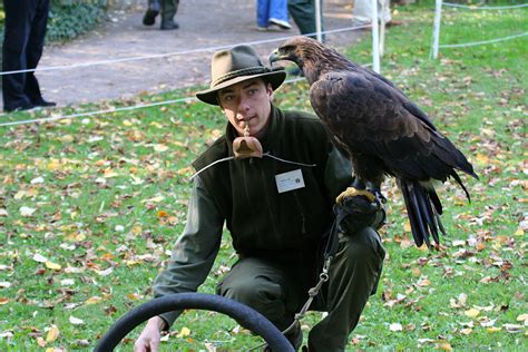 The Sexy Rugged Men of Falconry | Tres Bohemes