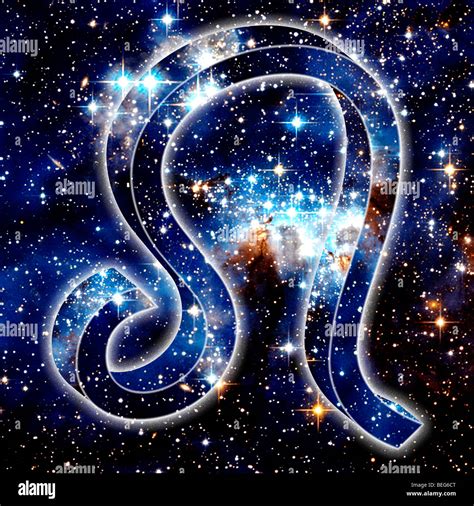 Zodiac sign leo hi-res stock photography and images - Alamy