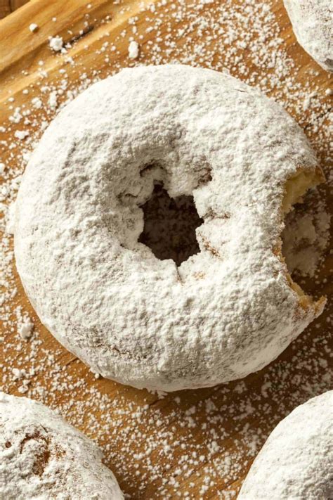 Powdered Donuts- Just 5 ingredients! - The Big Man's World