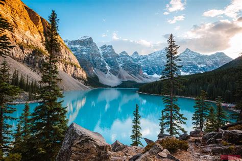 - Moraine lake at sunset in autumn, Banff, Canada | Royalty Free Image