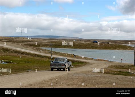 Cambridge Bay, Nunavut Stock Photo - Alamy