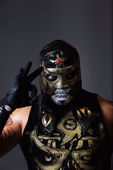 31 Faces of Fear: Pentagon Jr./Penta el Zero M – The Dark Match