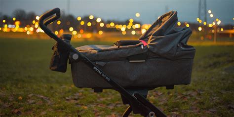 Baby Stroller Safety: What to Look For and How to Use Correctly