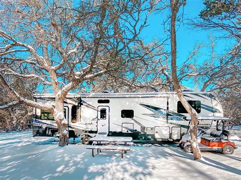 Should You Cover Your RV In The Winter – Rvmasking