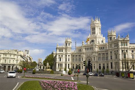 Plaza de Cibeles in Madrid, Spain. With Cibeles Fountain and the Royal Mail office in the ...