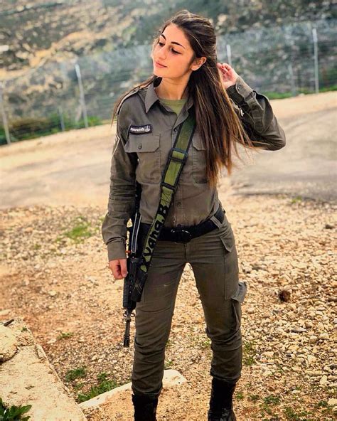 Amazing WTF Facts: Beautiful And Hot Women In Israel Defense Forces