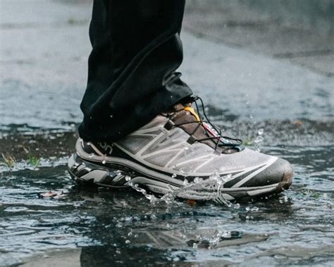 7 Best Waterproof Sneakers For Men: 2025 Edition