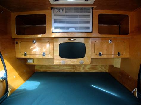 nice details on the interior of this teardrop | Teardrop trailer, Building a teardrop trailer ...