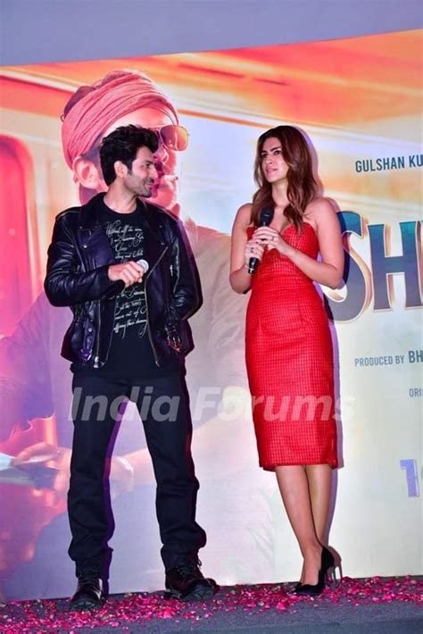 Kartik Aaryan, Kriti Sanon attend the trailer launch of Shehzada Photo