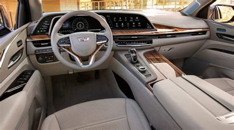 New 2022 Cadillac Escalade Interior Pictures, Motor, Overall Length ...