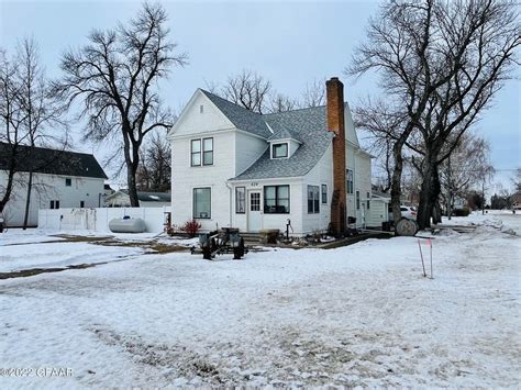 Larimore, ND Real Estate - Larimore Homes for Sale | realtor.com®