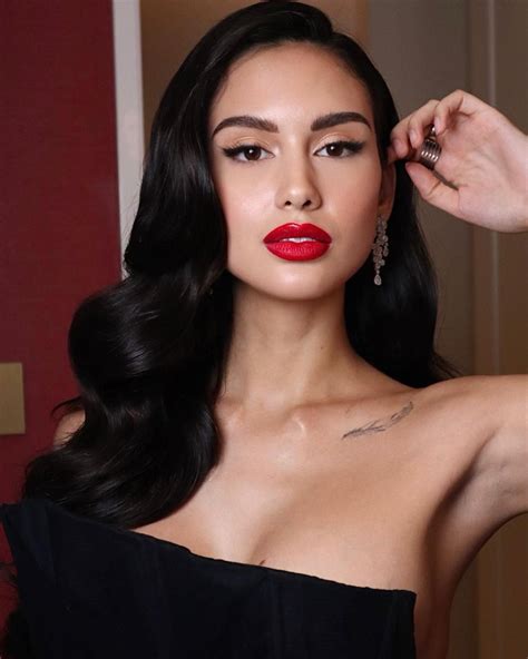 5 Celebrities Reveal Their Go-To Red Lipstick | Preview.ph