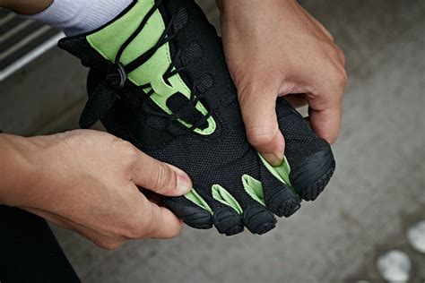 Dipping My Toes Into the Vibram FiveFingers - Sneaker Freaker