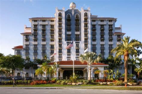 Embassy Suites Fort Lauderdale 17Th Street Hotel in Fort Lauderdale (FL ...