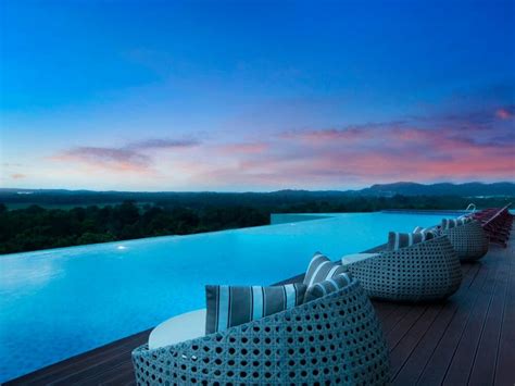 Best Western Premier Panbil Infinity Pool - BatamGetaway.com