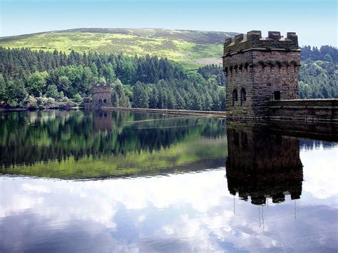 Derwent Water Dam | Dam between Derwent and the Lady Bower r… | Flickr