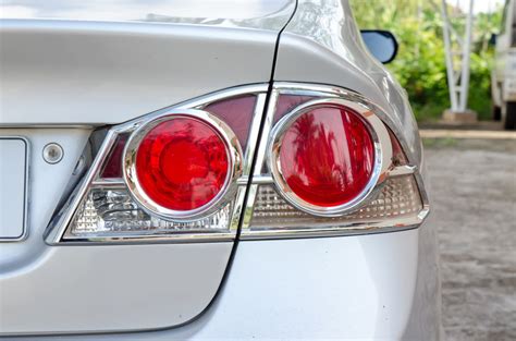 Does Insurance Cover Broken Taillight | An Expert Guide With Details