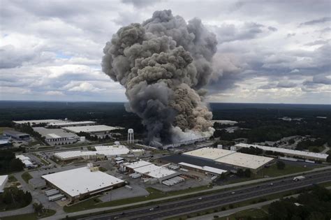 Colossal chemical plant fire in Georgia prompts evacuation of 17,000 people - Washington Examiner