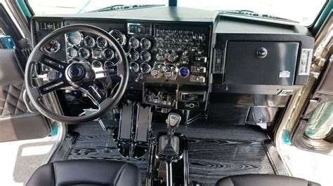 Pin by Lance Foltz on Truck interior | Truck interior, Semi trucks interior, Big rig trucks