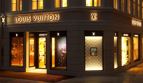 Louis Vuitton Logo Design – History and Meaning | Turbologo