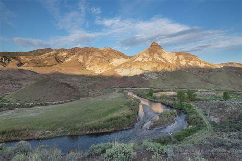 Johnn Day River and Sheep Rock - Alan Majchrowicz Photography