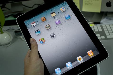 Apple iPad WiFi + 3G | Apple iPad WiFi + 3G tablet review --… | Flickr