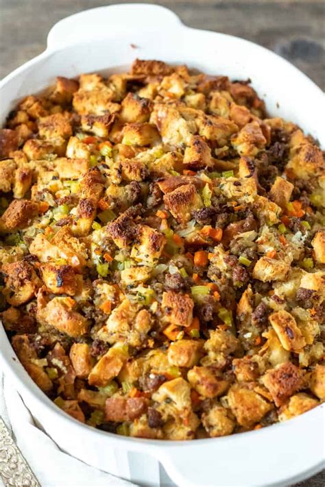 Old-Fashioned Bread Stuffing with Sausage Recipe