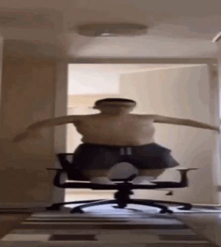 Chair Spin GIF – Chair Spin Standing – GIFs entdecken und teilen