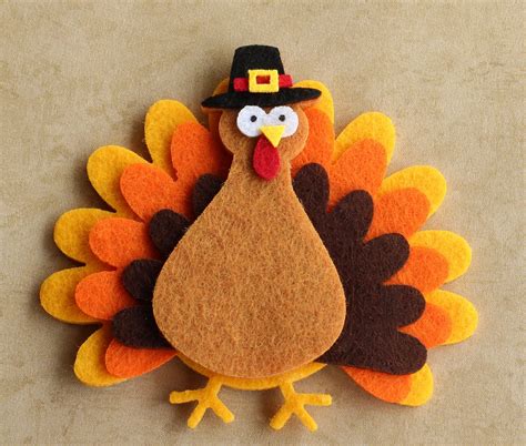 Fun Thanksgiving Crafts for Kids | Reader's Digest