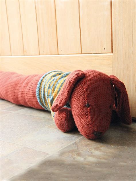 Sausage Dog Draught Excluder | Knit Rowan | Knitting patterns, Pattern, Knitting