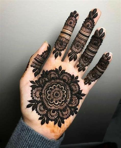 Mehendi design | Mehndi designs for hands, Latest mehndi designs, Circle mehndi designs