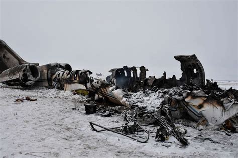 US military identifies 2 pilots killed in Afghanistan crash - Good ...