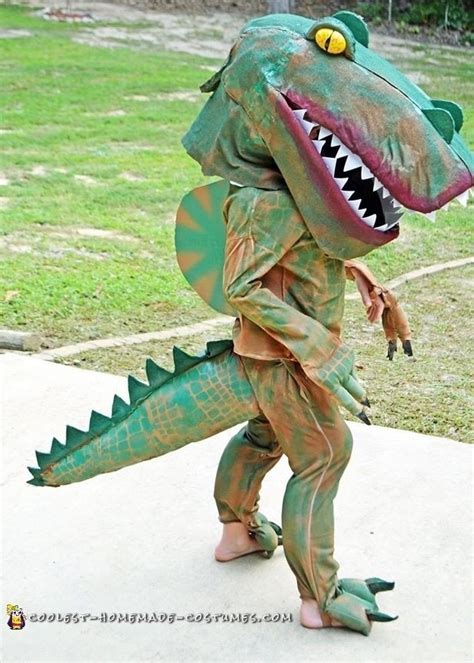 Awesome Homemade Spinosaurus Dinosaur Costume