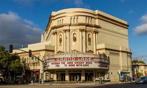 Grand Lake Theatre in Oakland, CA - Cinema Treasures