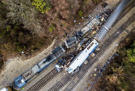 Widow of Amtrak conductor files suit in 'Silver Star' crash | Trains Magazine