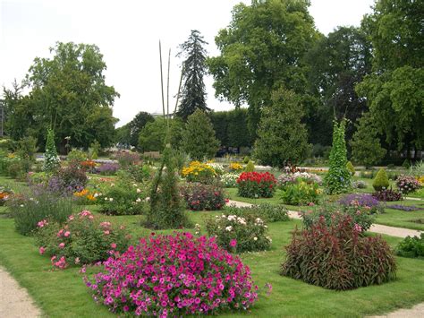 Jardin des Plantes d'Orléans | Parcs et Jardins en Région Centre