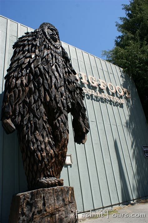 Bigfoot Museum, Willow Creek, CA #pashnit http://www.pashnittours.com/tour_1.html | Visit ...