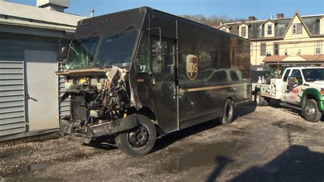 Police: UPS driver found with alcohol and marijuana after crashing into ...