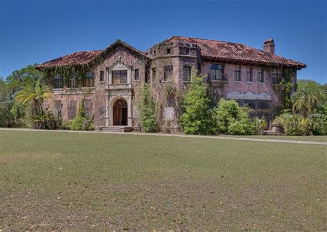 Florida haunted house can be yours for $480K - Curbed Miami