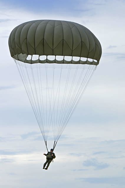 Static line jump | Flickr - Photo Sharing!