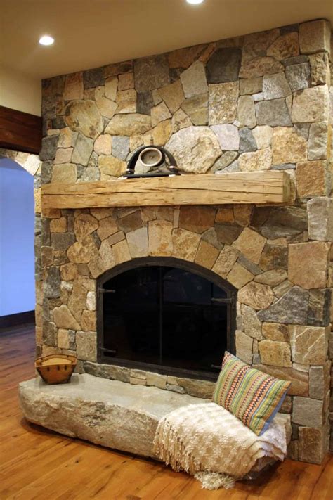 Boston Blend Mosaic Thin Veneer| Stoneyard® | Stone veneer fireplace, Rustic stone fireplace ...