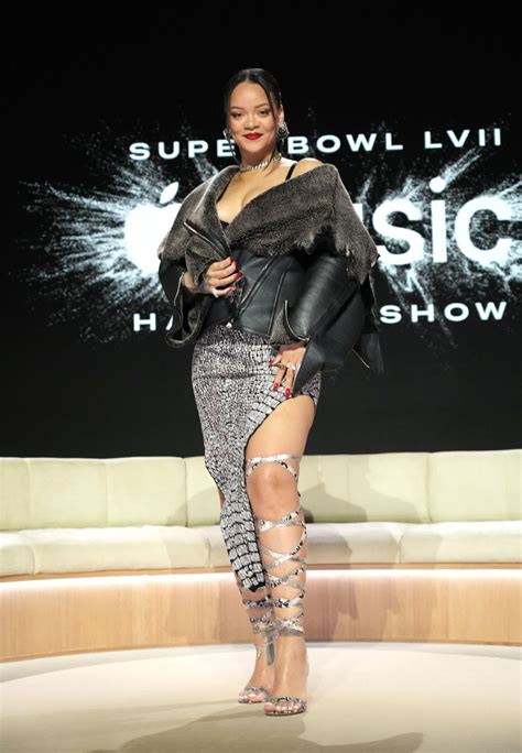 Rihanna - Apple Music Super Bowl LVII Halftime Show in Phoenix 02/09 ...