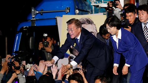 South Korea Elects Moon Jae-in, Who Backs Talks With North, as ...