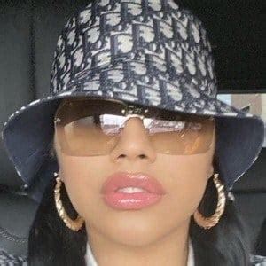 Hennessy Carolina - Age, Family, Bio | Famous Birthdays