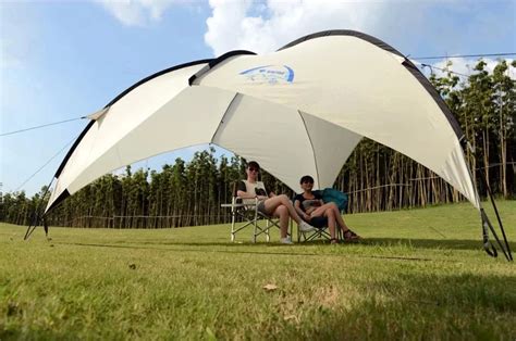 Large outdoor silver coated UV beach tent awning & people-in Sun Shelter from Sports ...