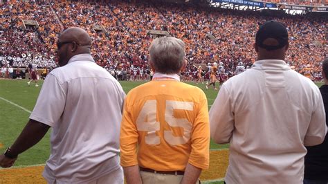 "The Volunteer family lost a legend" || UT Football legend Johnny Majors dies at 85 | wbir.com