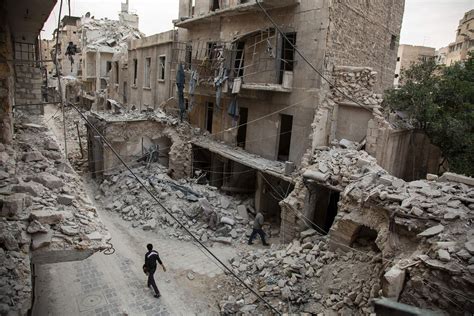 Syria: Local Photographers Reflect on Powerful Images of War